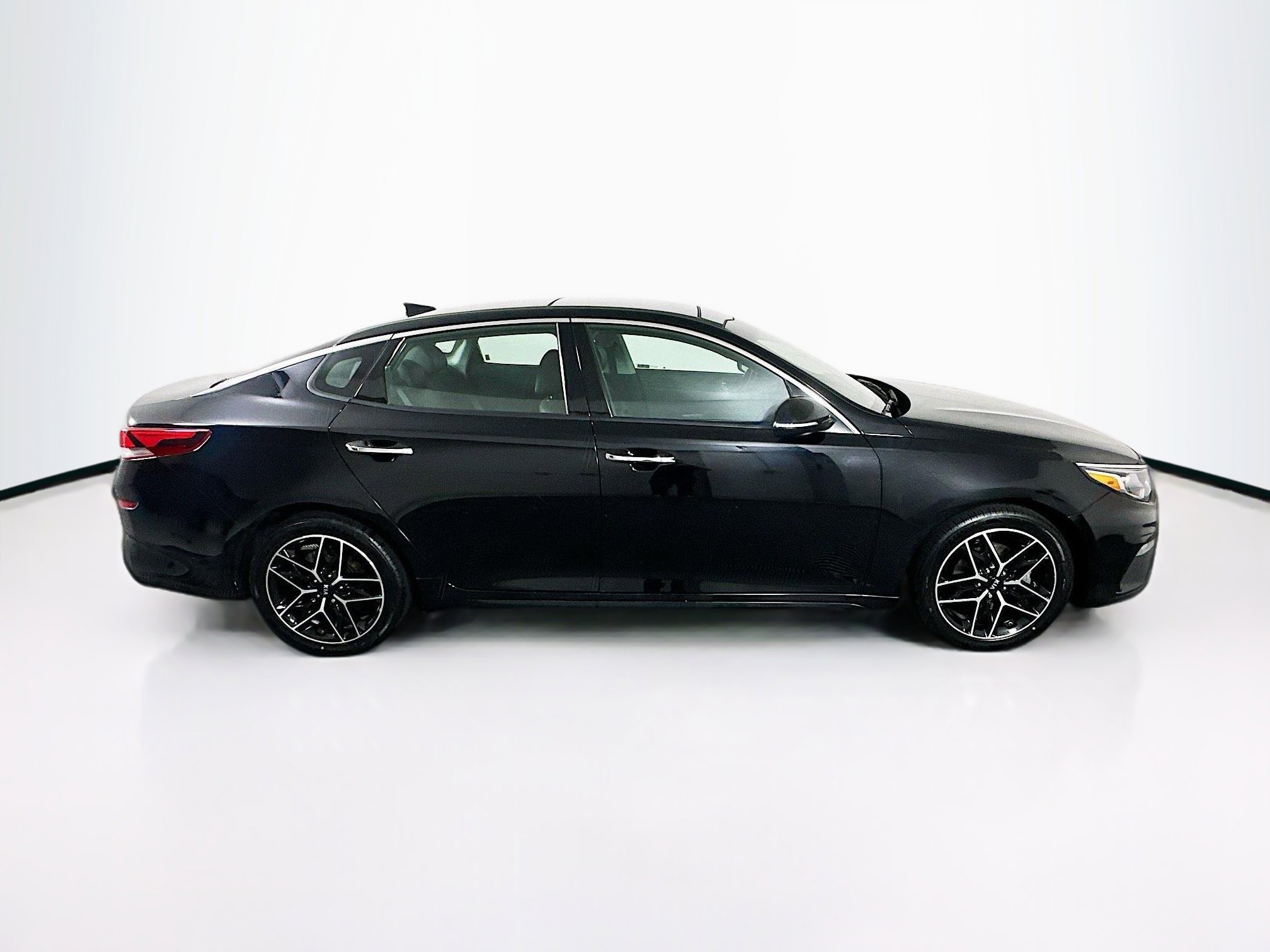 Used 2020 Kia Optima SE FWD image 10