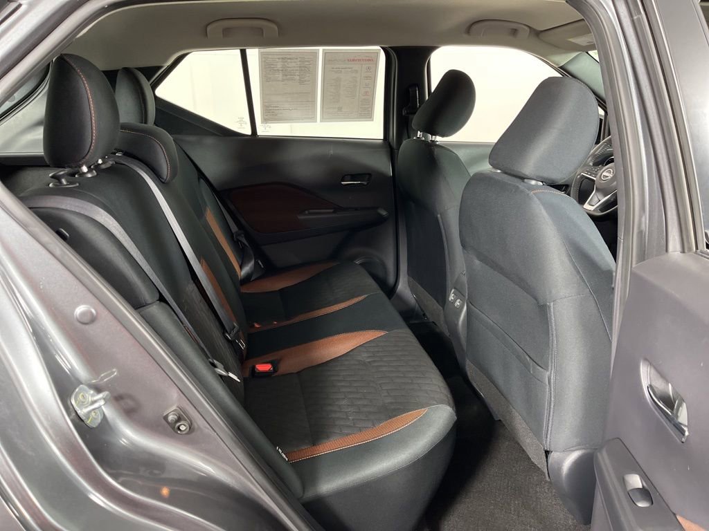 Used 2024 Nissan Kicks SR image 7