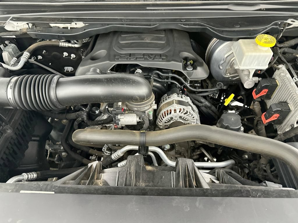 Used 2021 RAM 1500 Limited w/ Body Color Bumper Group AWD/4WD image 32
