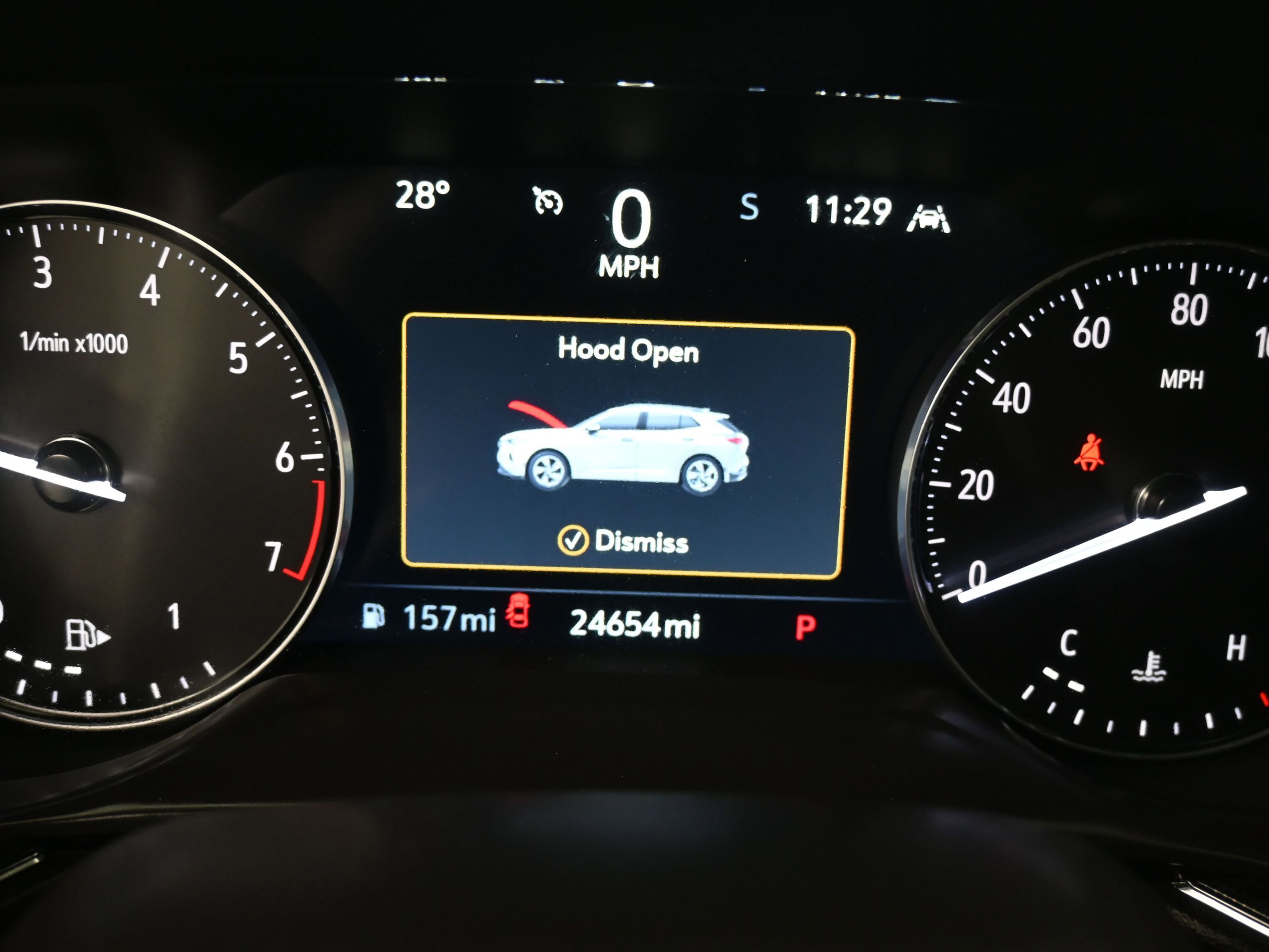 Used 2023 Buick Envision Essence image 19