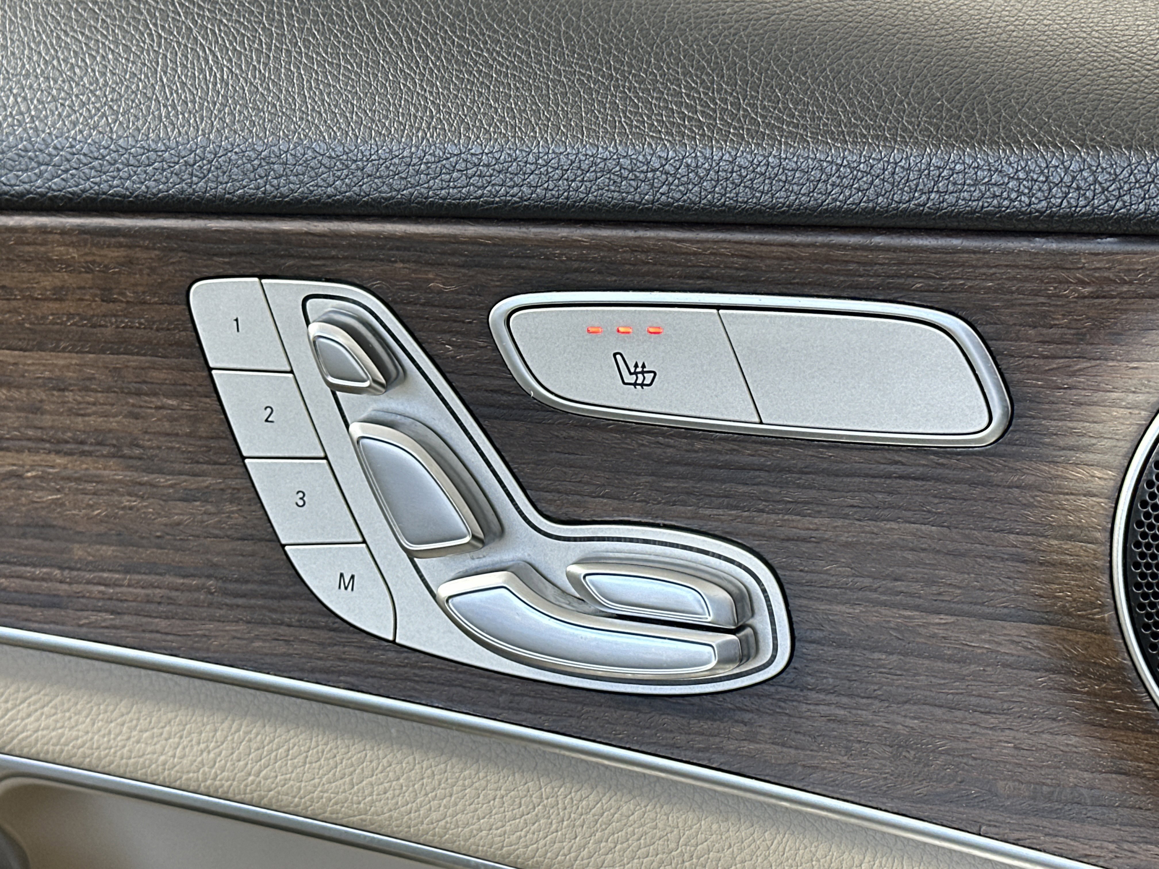 Certified 2020 Mercedes-Benz C 300 4MATIC Sedan image 25