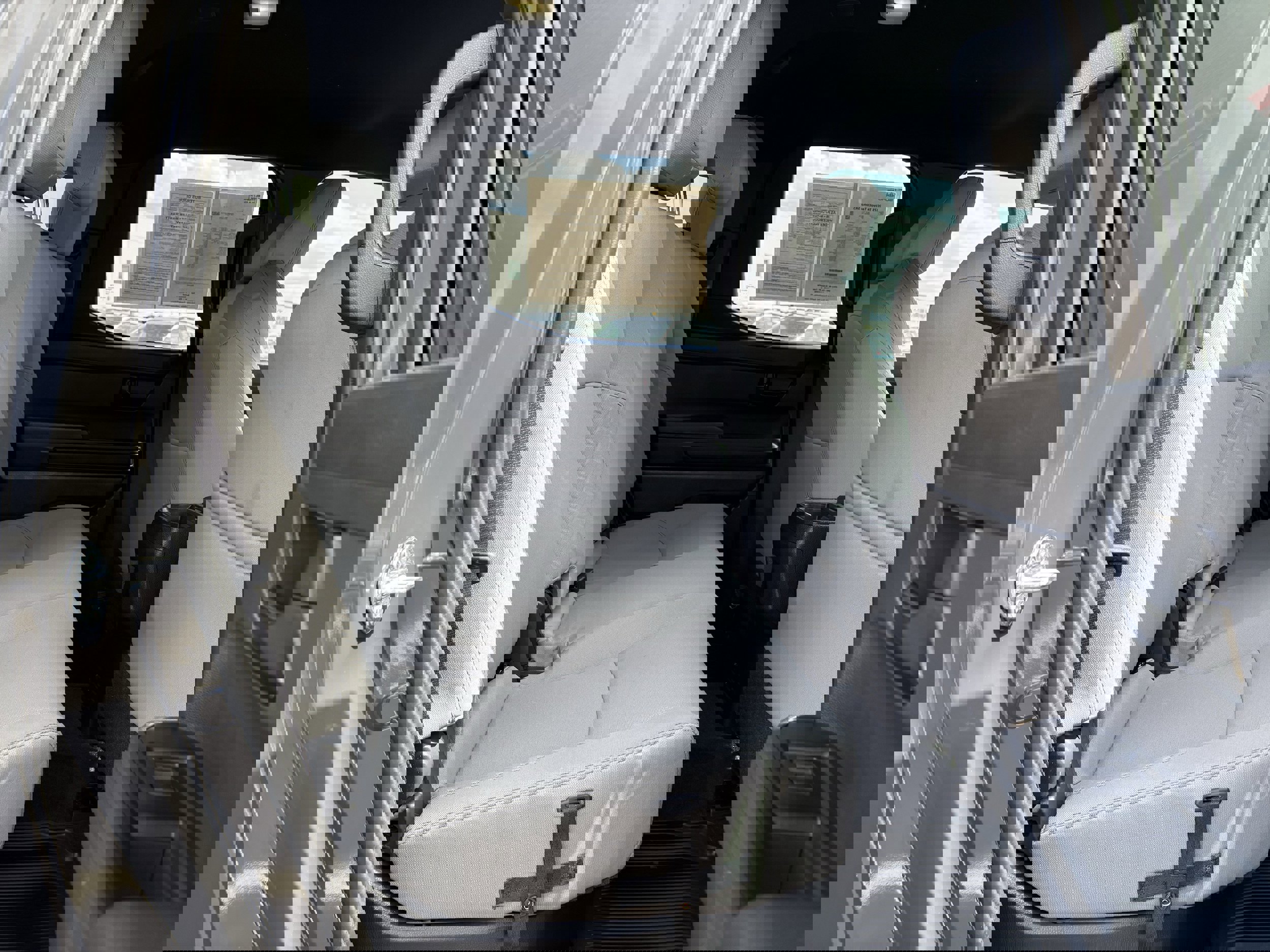 Used 2025 Toyota Tacoma SR5 AWD/4WD image 28