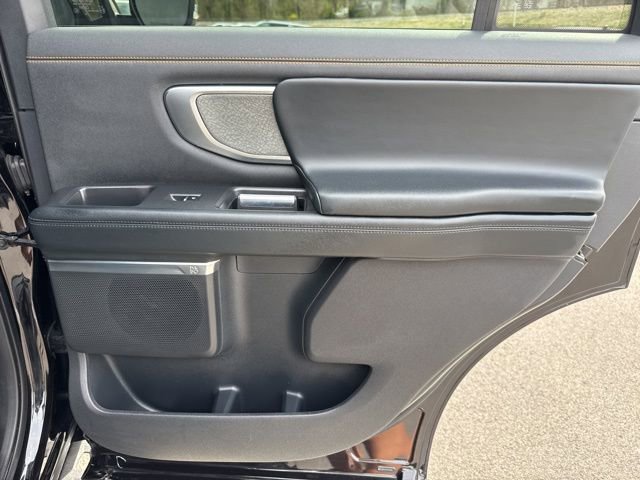 Used 2025 Ford Expedition Tremor image 11