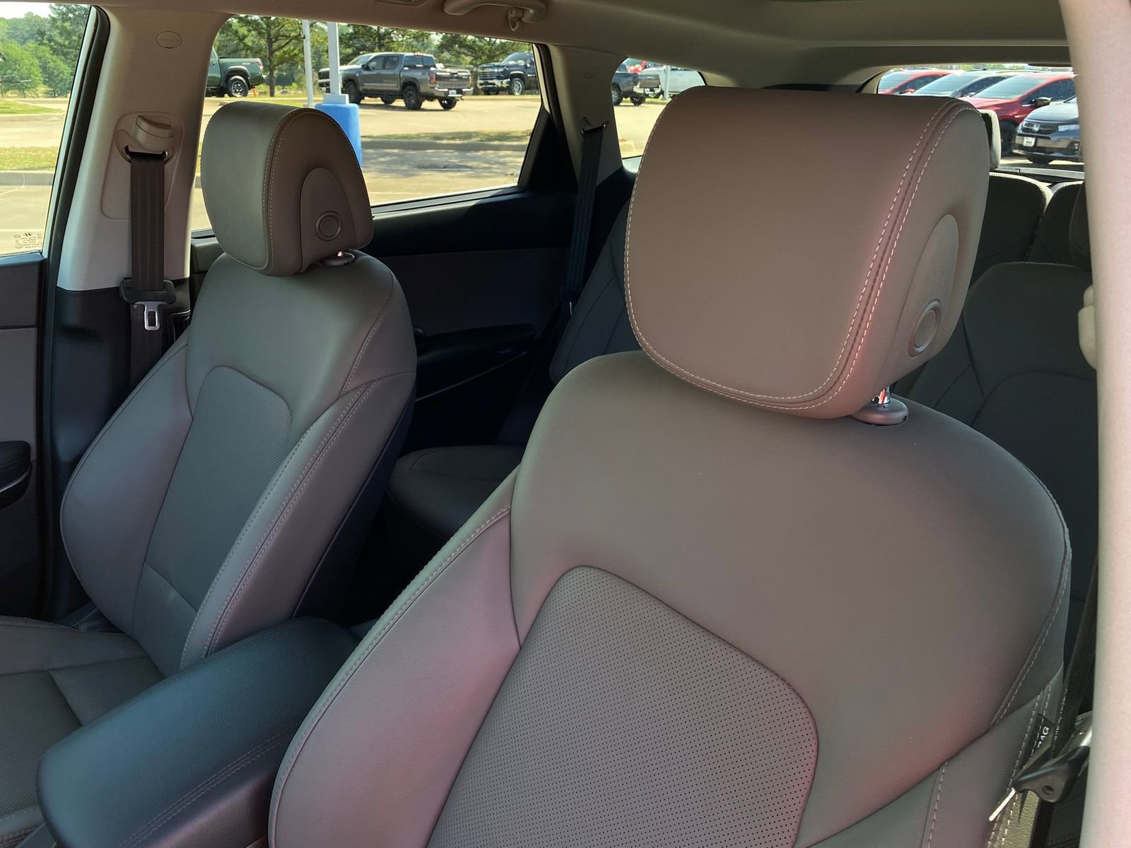 Used 2019 Hyundai Santa Fe XL image 12