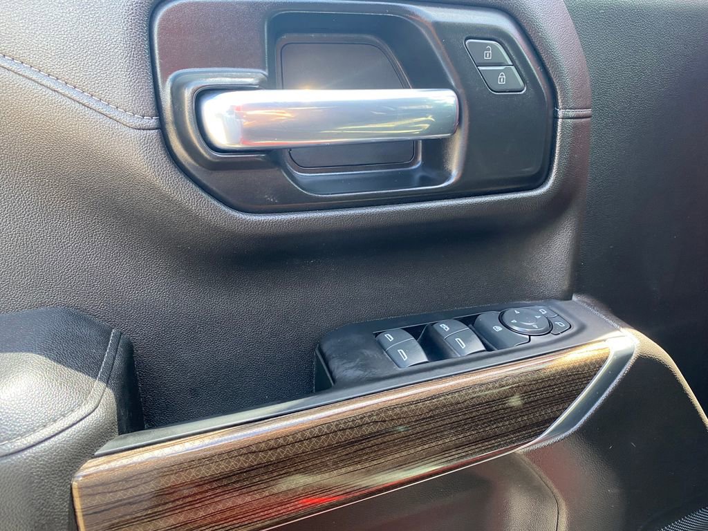 Used 2021 Chevrolet Silverado 1500 LT AWD/4WD image 13