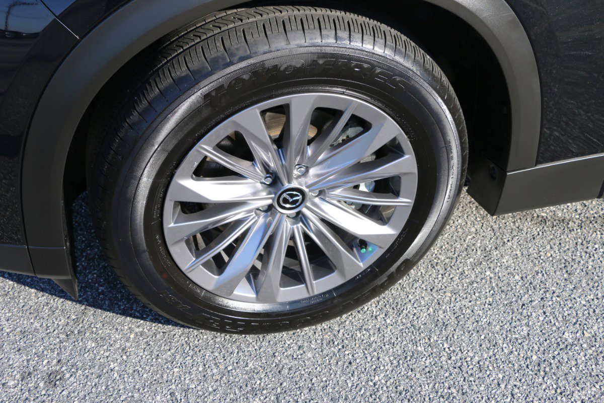 Used 2025 MAZDA CX-90 Plug-In Hybrid w/ Preferred image 14