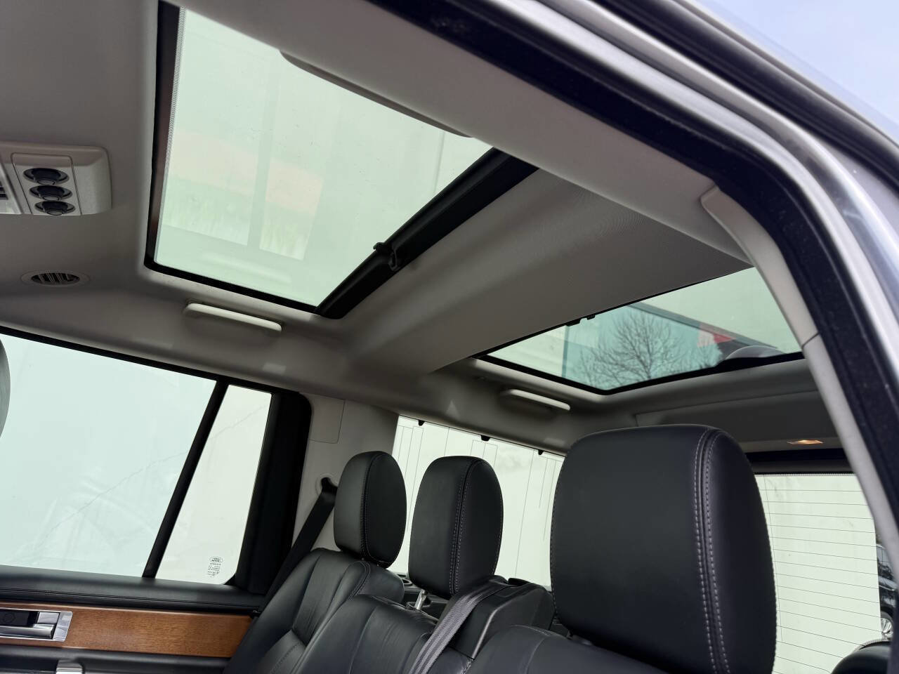 Used 2016 Land Rover LR4 HSE LUX AWD/4WD image 19