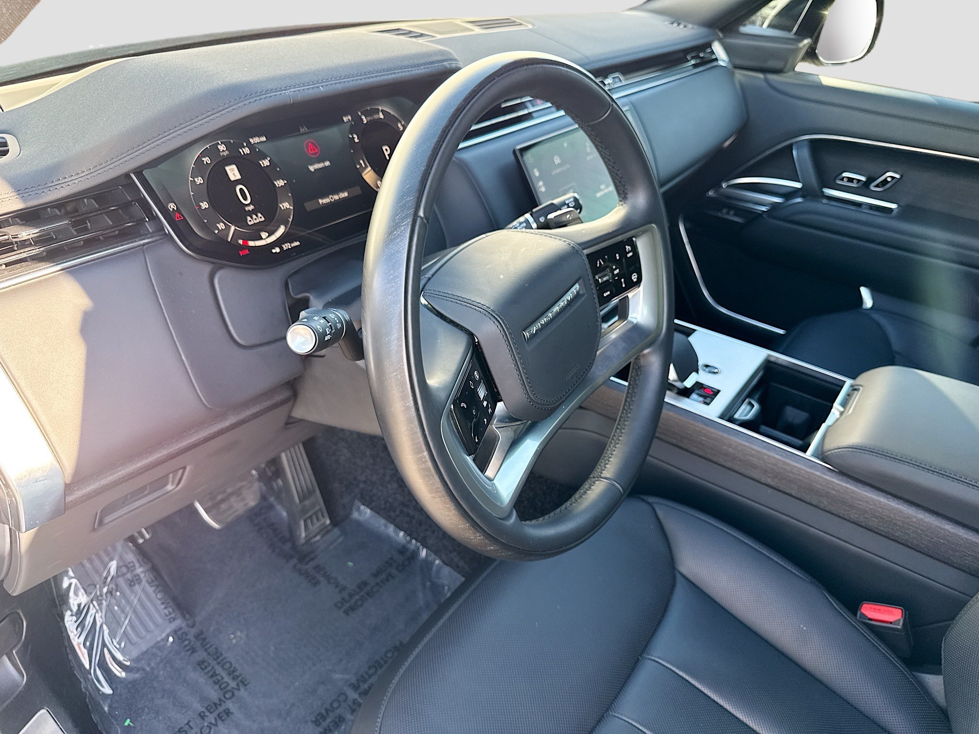 Used 2025 Land Rover Range Rover SE AWD/4WD image 25