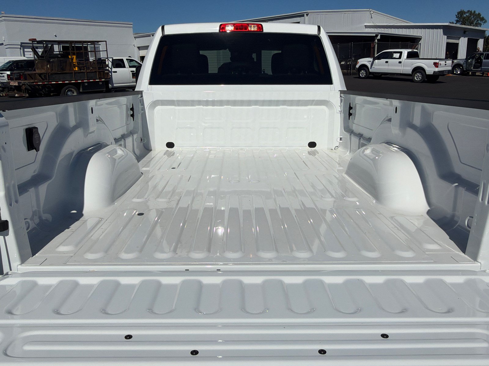New 2027 RAM 3500 Tradesman w/ Chrome Appearance Group A AWD/4WD image 18