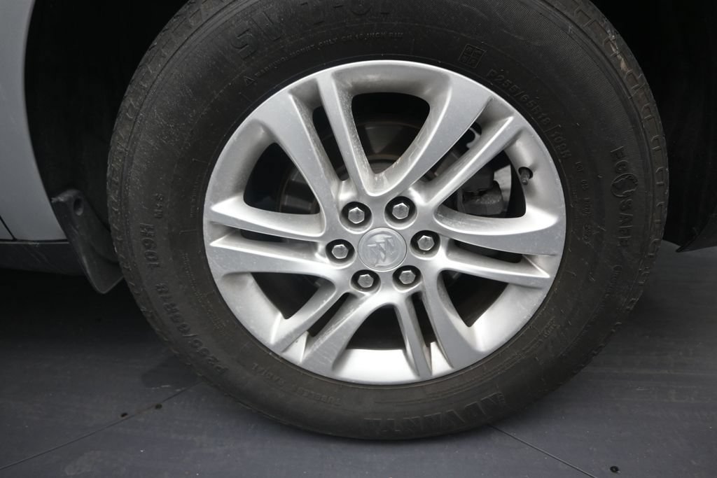 Used 2021 Buick Enclave Essence w/ Sound and Sites Package FWD image 10