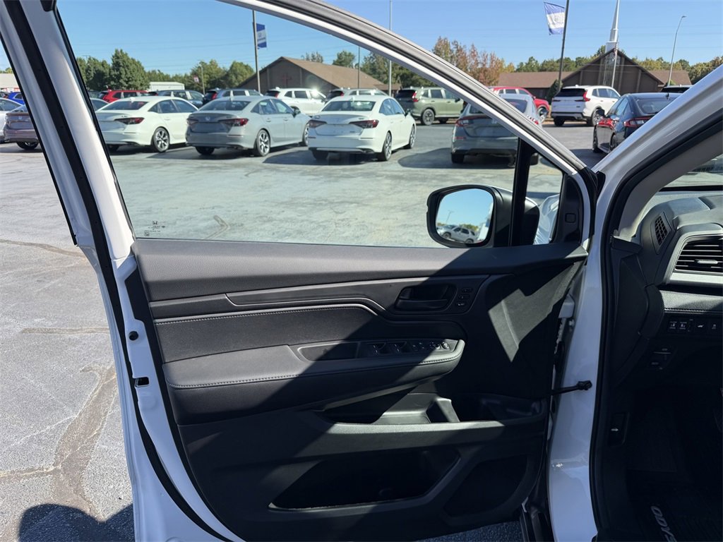 Used 2026 Honda Odyssey EX-L image 30