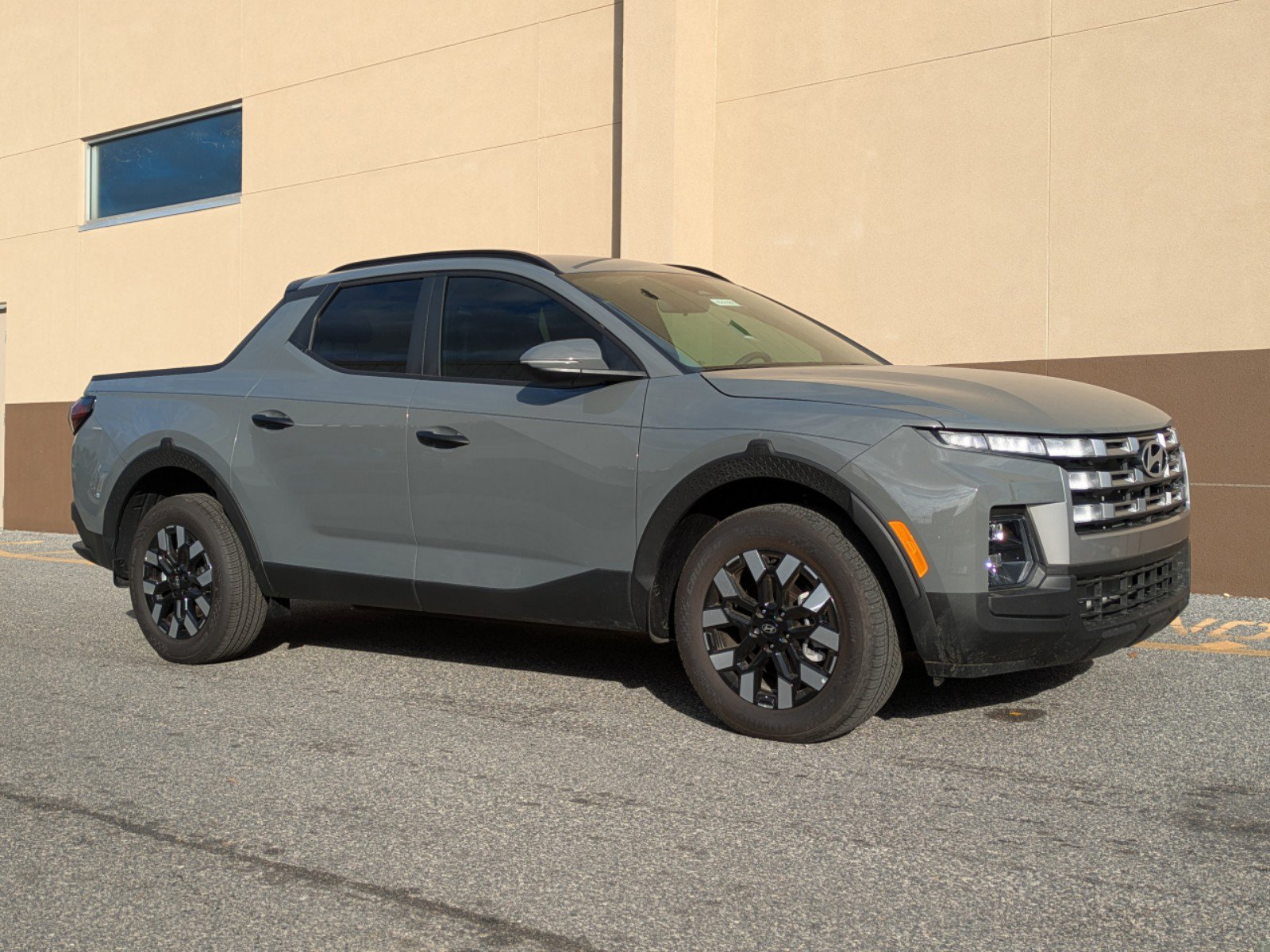 New 2026 Hyundai Santa Cruz SEL image 2