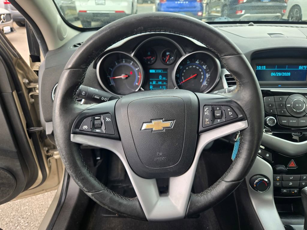 Used 2013 Chevrolet Cruze LT FWD image 34