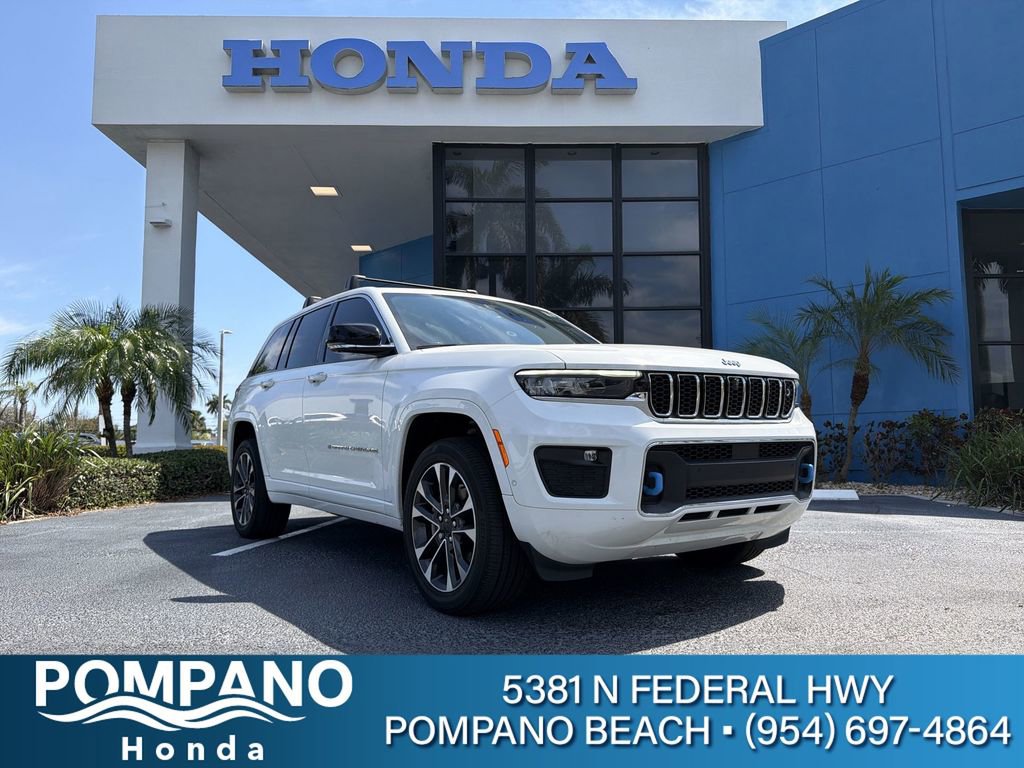 Used 2022 Jeep Grand Cherokee Overland w/ Advanced Protech Group III