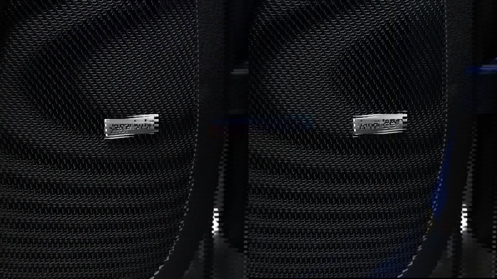 Used 2020 Subaru Ascent Limited w/ Technology Package image 16