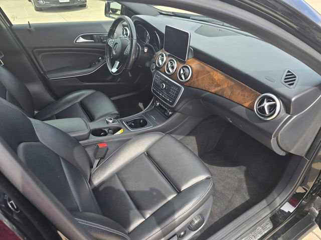 Used 2016 Mercedes-Benz GLA 250 4MATIC image 17