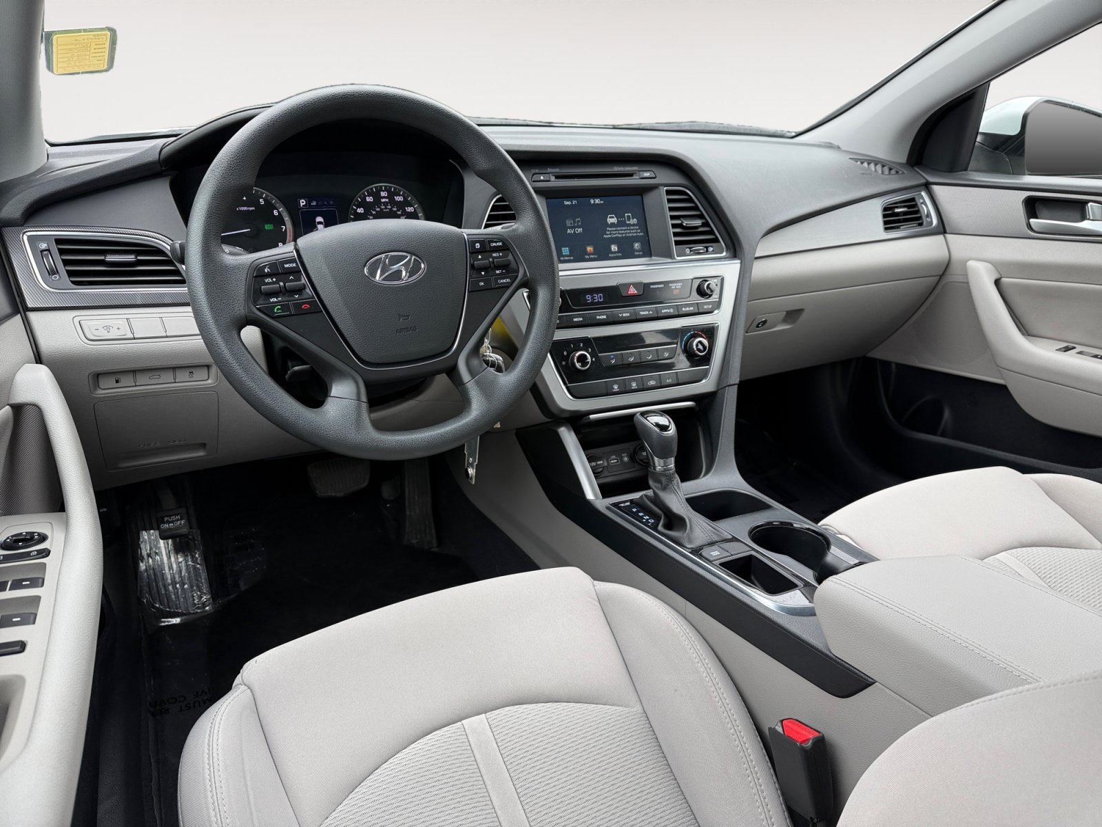Used 2017 Hyundai Sonata Sport FWD image 15