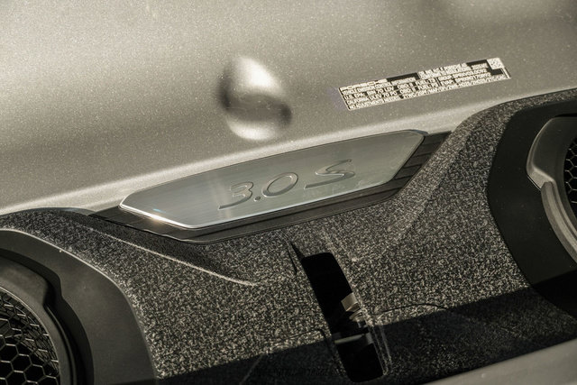 Used 2025 Porsche 911 Carrera S RWD image 16