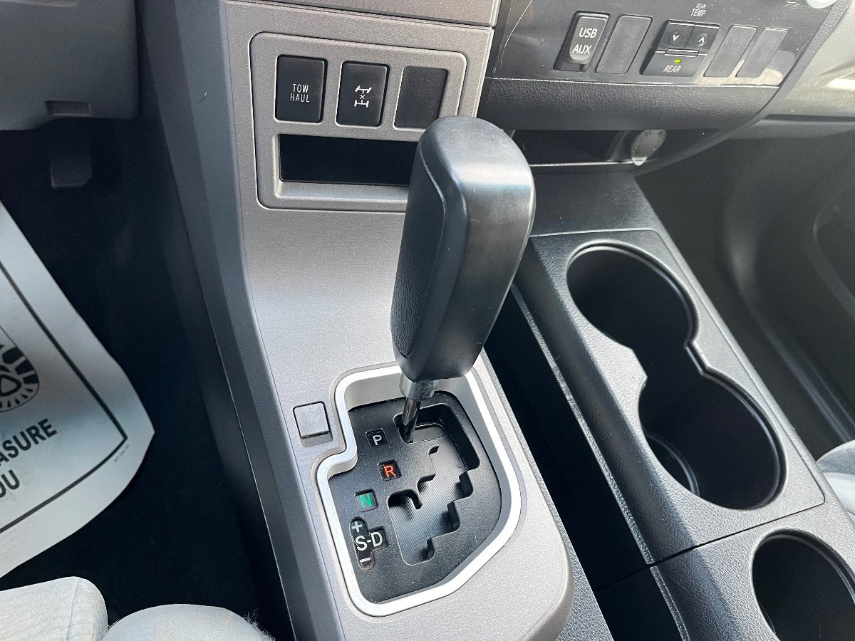 Used 2014 Toyota Sequoia SR5 AWD/4WD image 17