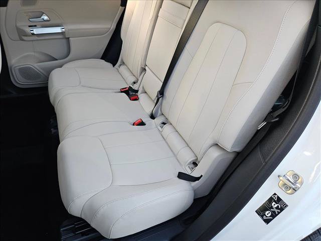 New 2026 Mercedes-Benz GLB 250 image 15