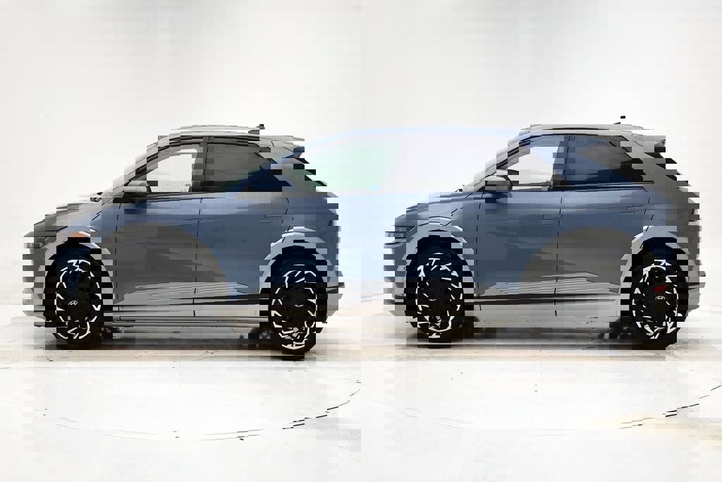 Used 2023 Hyundai Ioniq 5 Limited w/ Cargo Package image 6