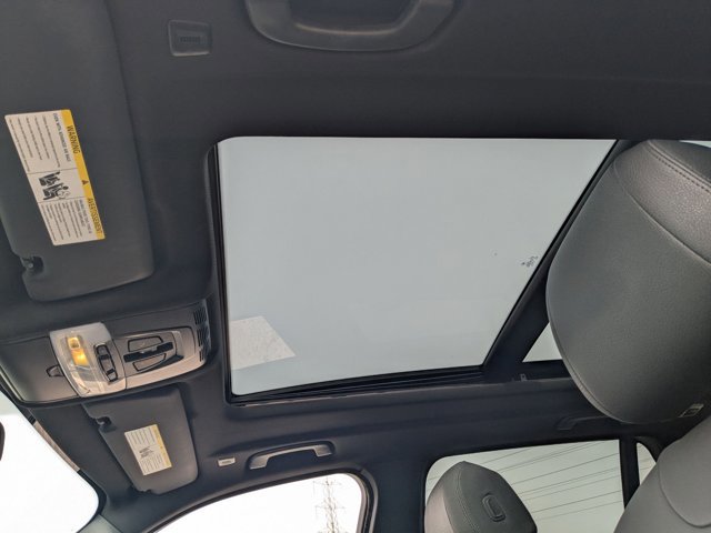 Used 2018 BMW X5 sDrive35i w/ M Sport Package image 16