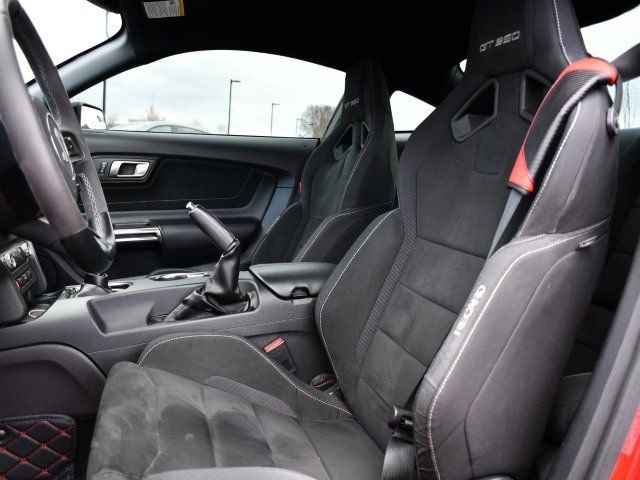 Used 2016 Ford Mustang Shelby GT350 w/ Track Package RWD image 14