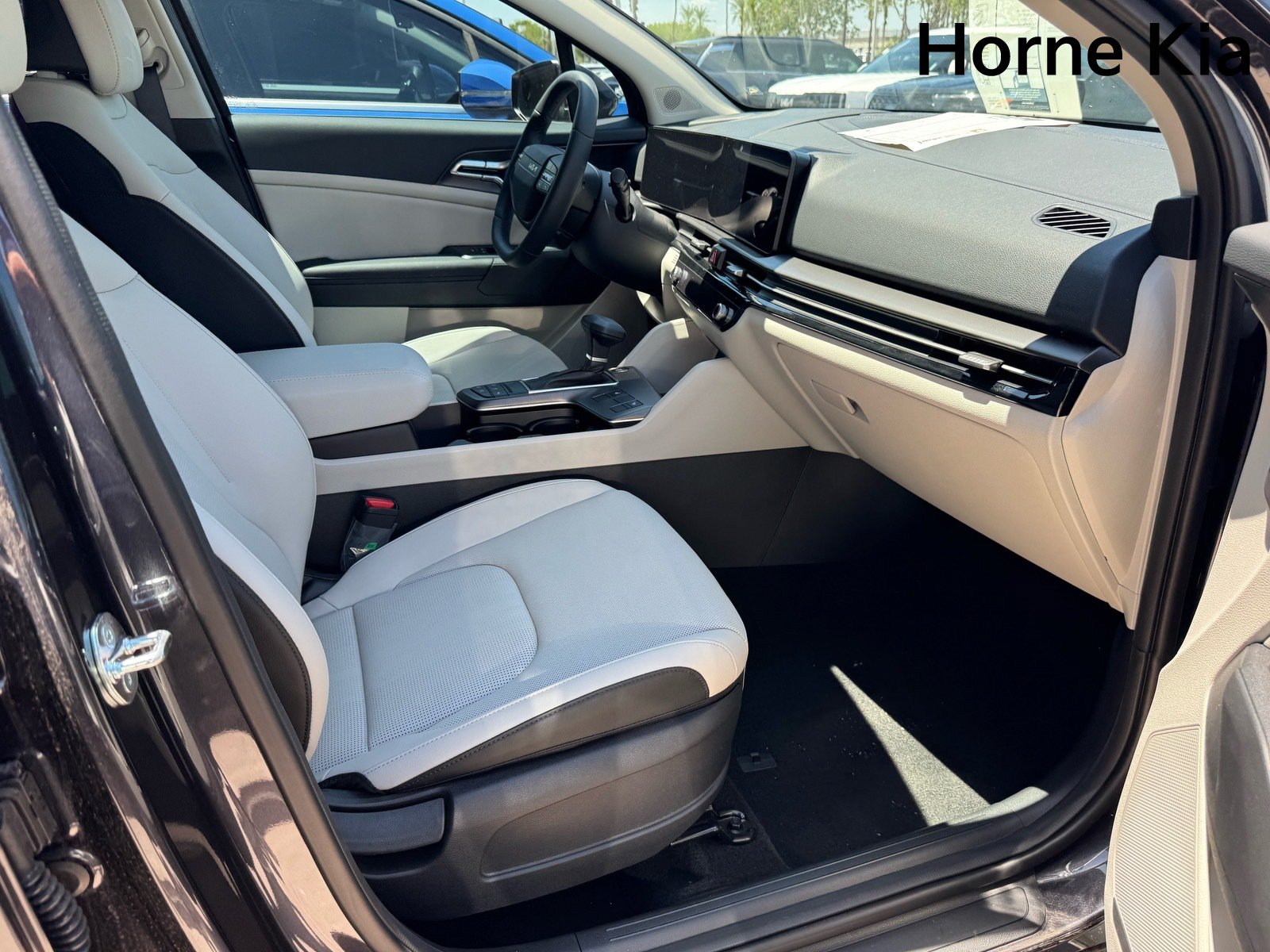 New 2026 Kia Sportage EX FWD image 20