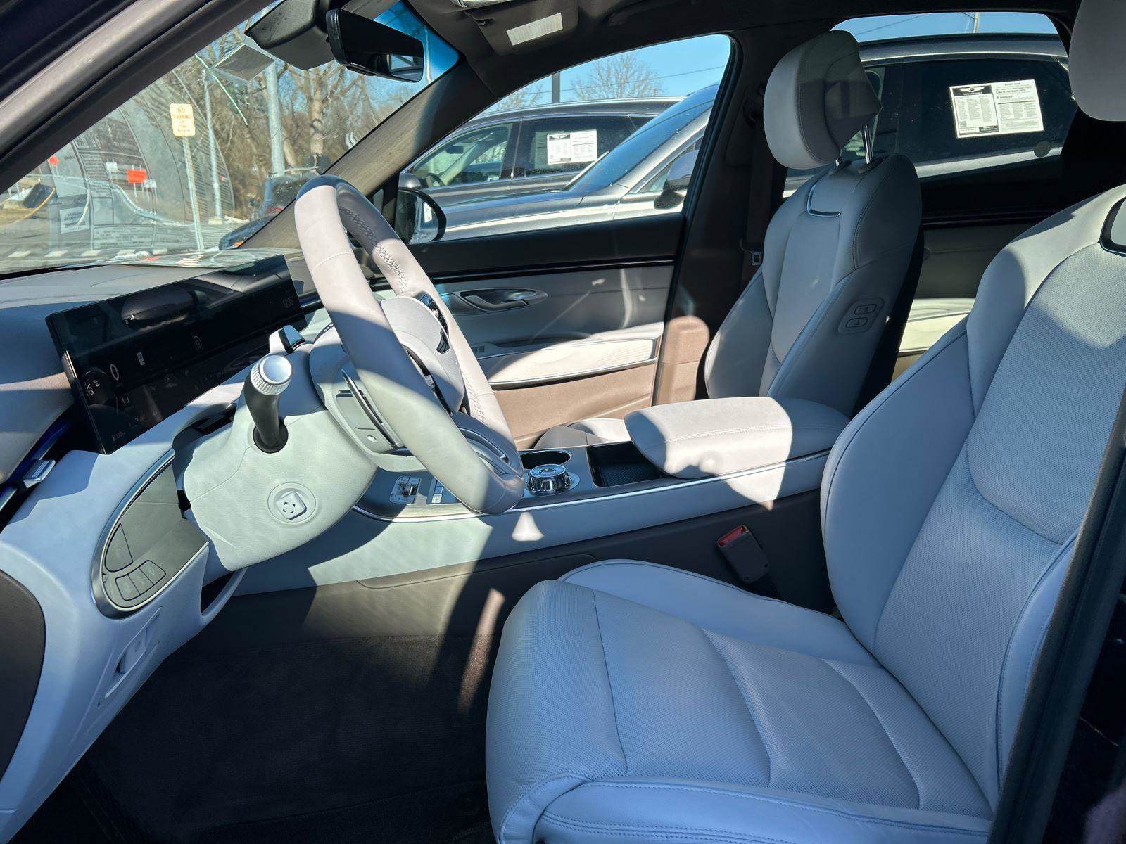 Used 2026 Genesis GV70 2.5T Advanced image 10