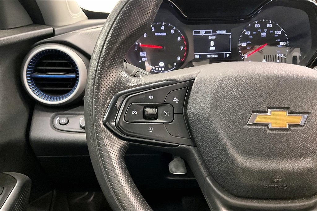 Used 2024 Chevrolet Trax LS w/ Driver Confidence Package FWD image 18