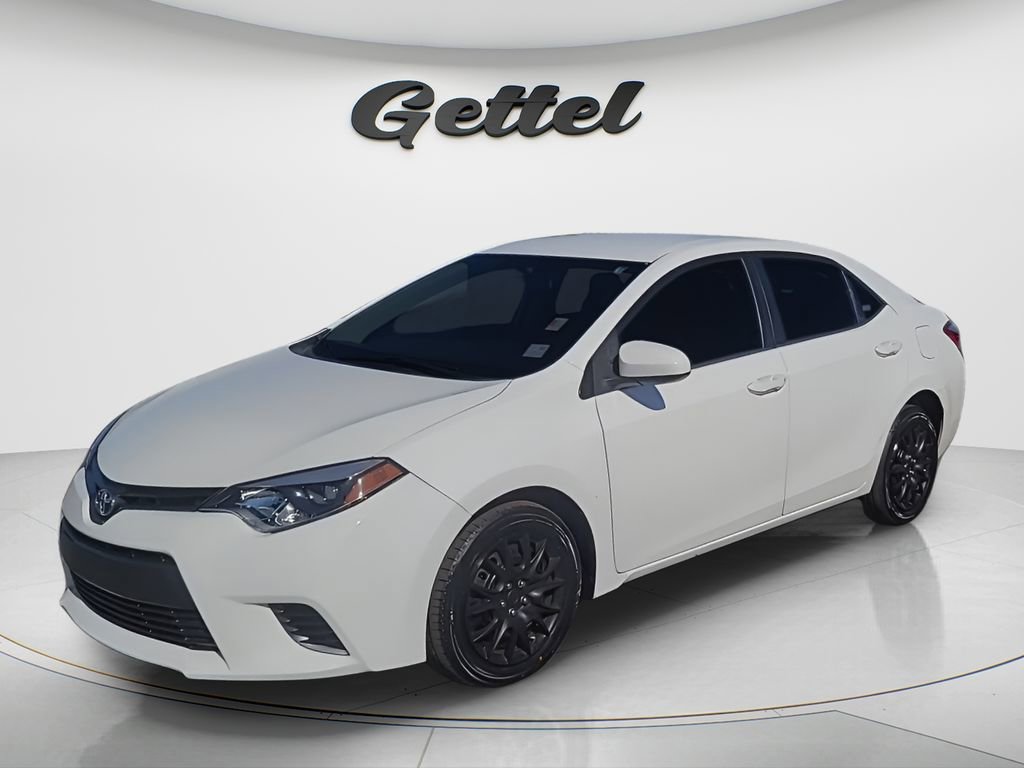 Used 2016 Toyota Corolla LE image 1