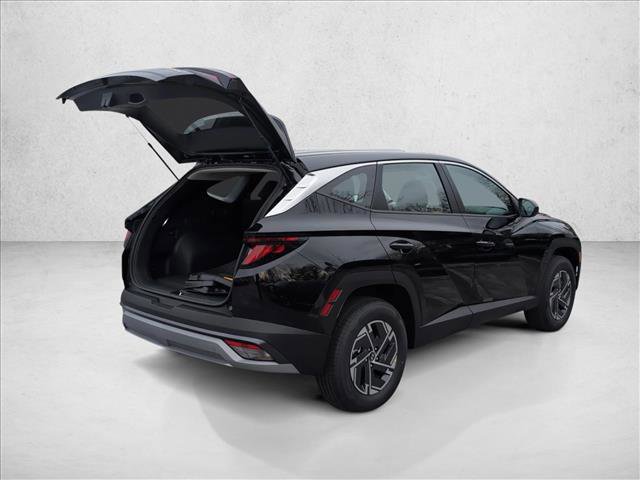 New 2026 Hyundai Tucson Blue SE video 2