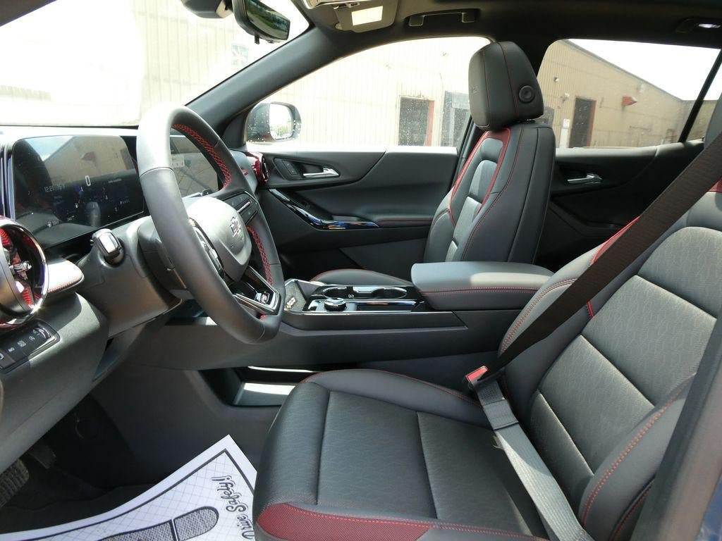 New 2027 Chevrolet Equinox RS w/ Safety and Technology Package AWD/4WD image 17