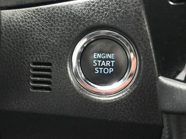 Used 2015 Toyota Corolla LE Premium image 17