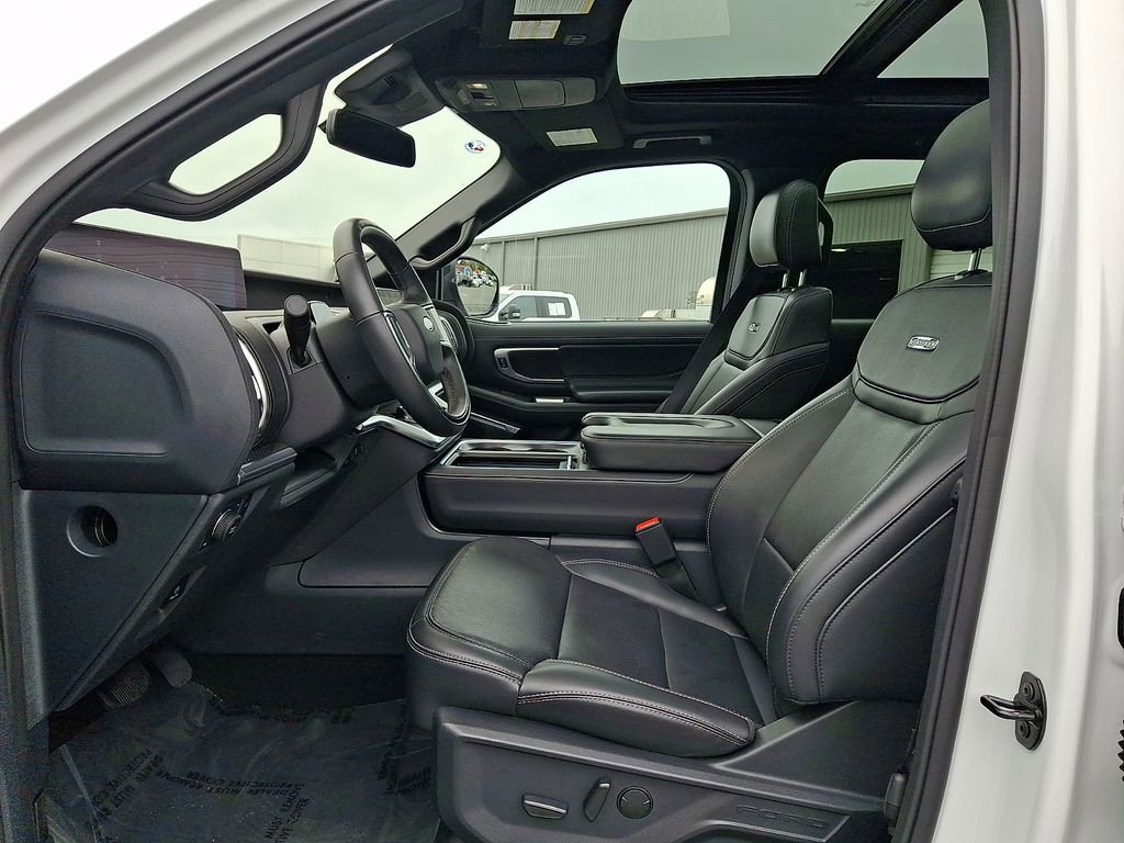 Used 2025 Ford Expedition Max Platinum w/ Stealth Appearance Package AWD/4WD image 14