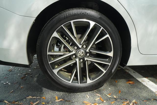 Used 2025 Toyota Camry XLE image 37