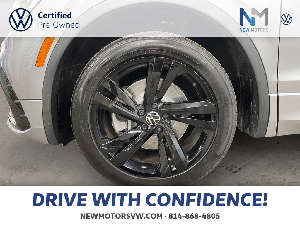 Used 2023 Volkswagen Tiguan SE R-Line FWD image 13