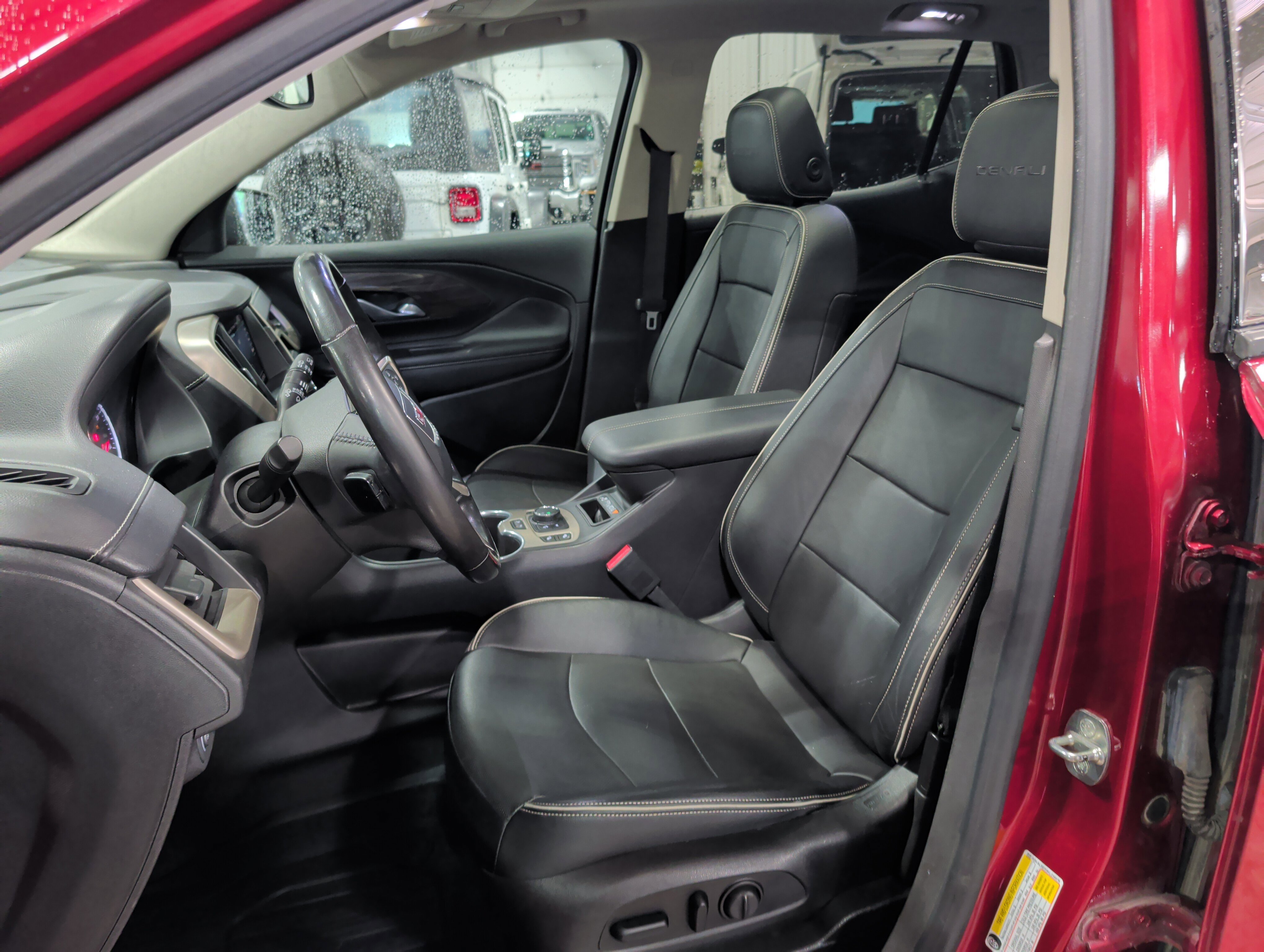 Used 2019 GMC Terrain Denali w/ Advanced Safety Package FWD image 7