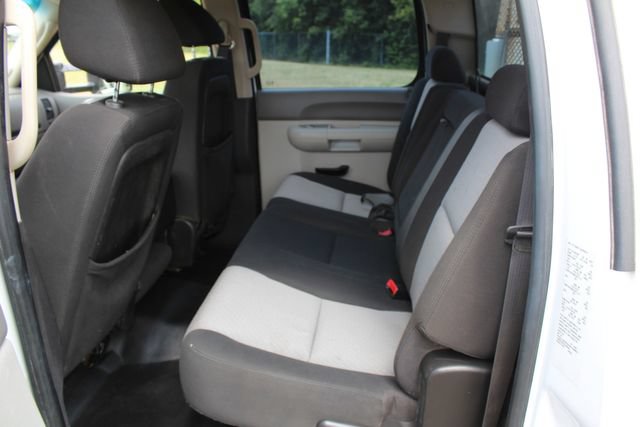 Used 2007 Chevrolet Silverado 2500 W/T AWD/4WD image 24