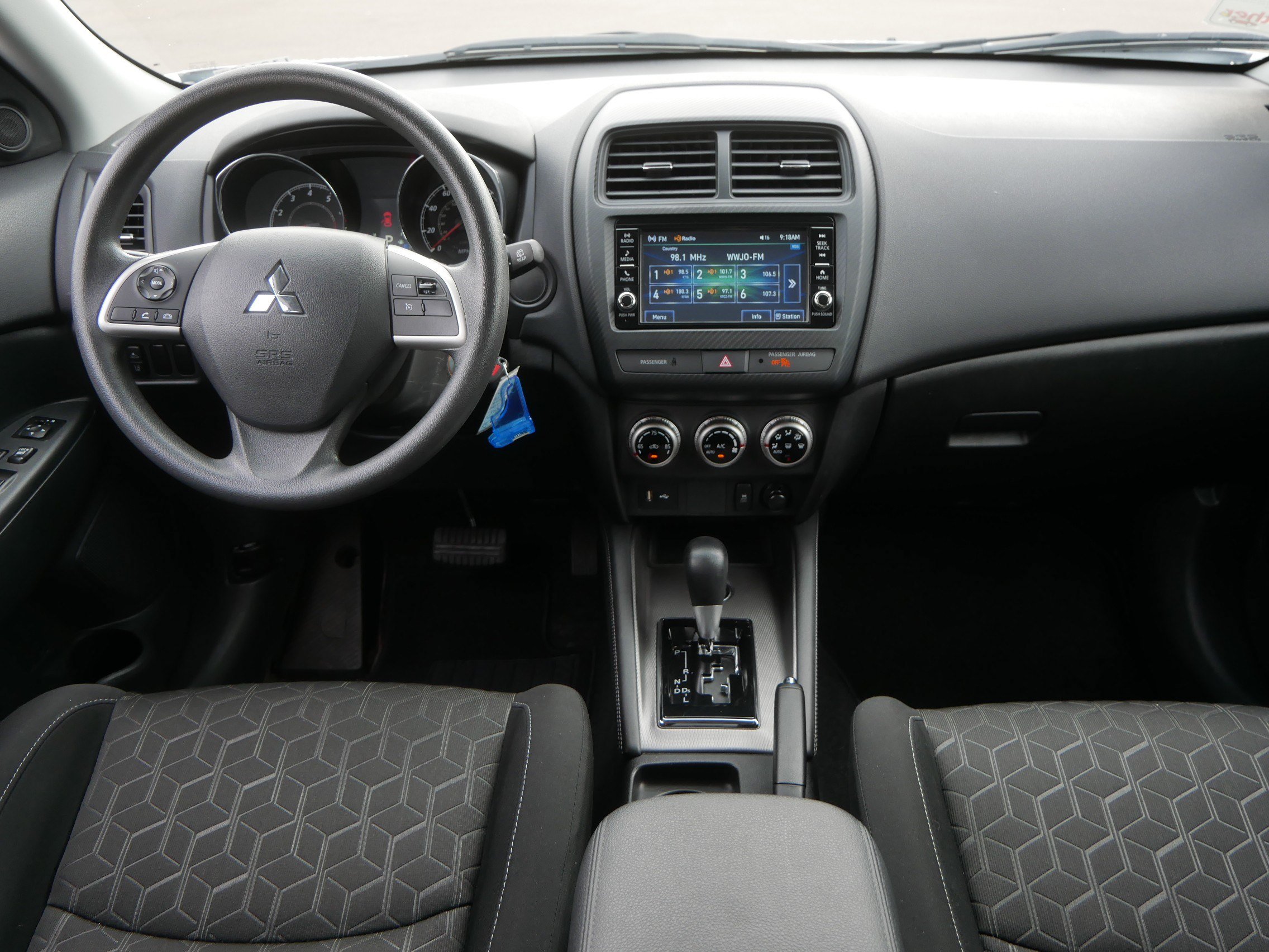 Used 2025 Mitsubishi Outlander Sport ES AWD/4WD image 10