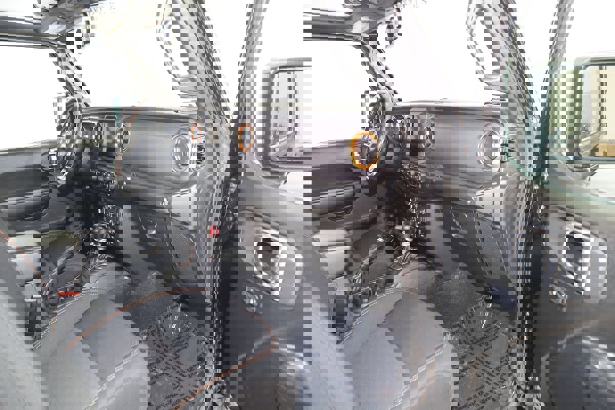 Used 2022 Jeep Gladiator Mojave w/ Trailer Tow Package image 42