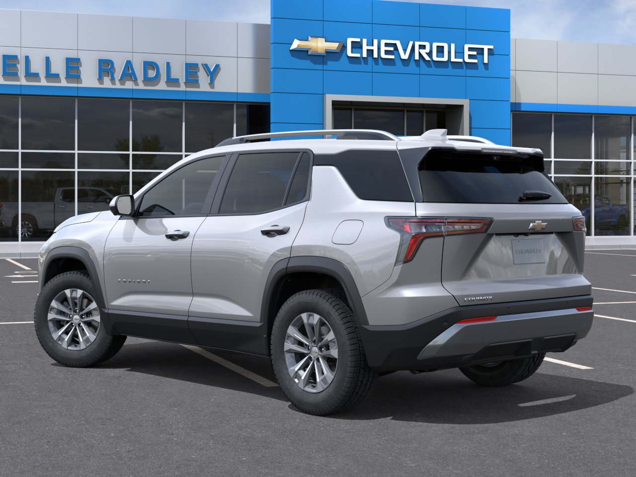 New 2026 Chevrolet Equinox LT w/ Convenience Package II FWD image 3