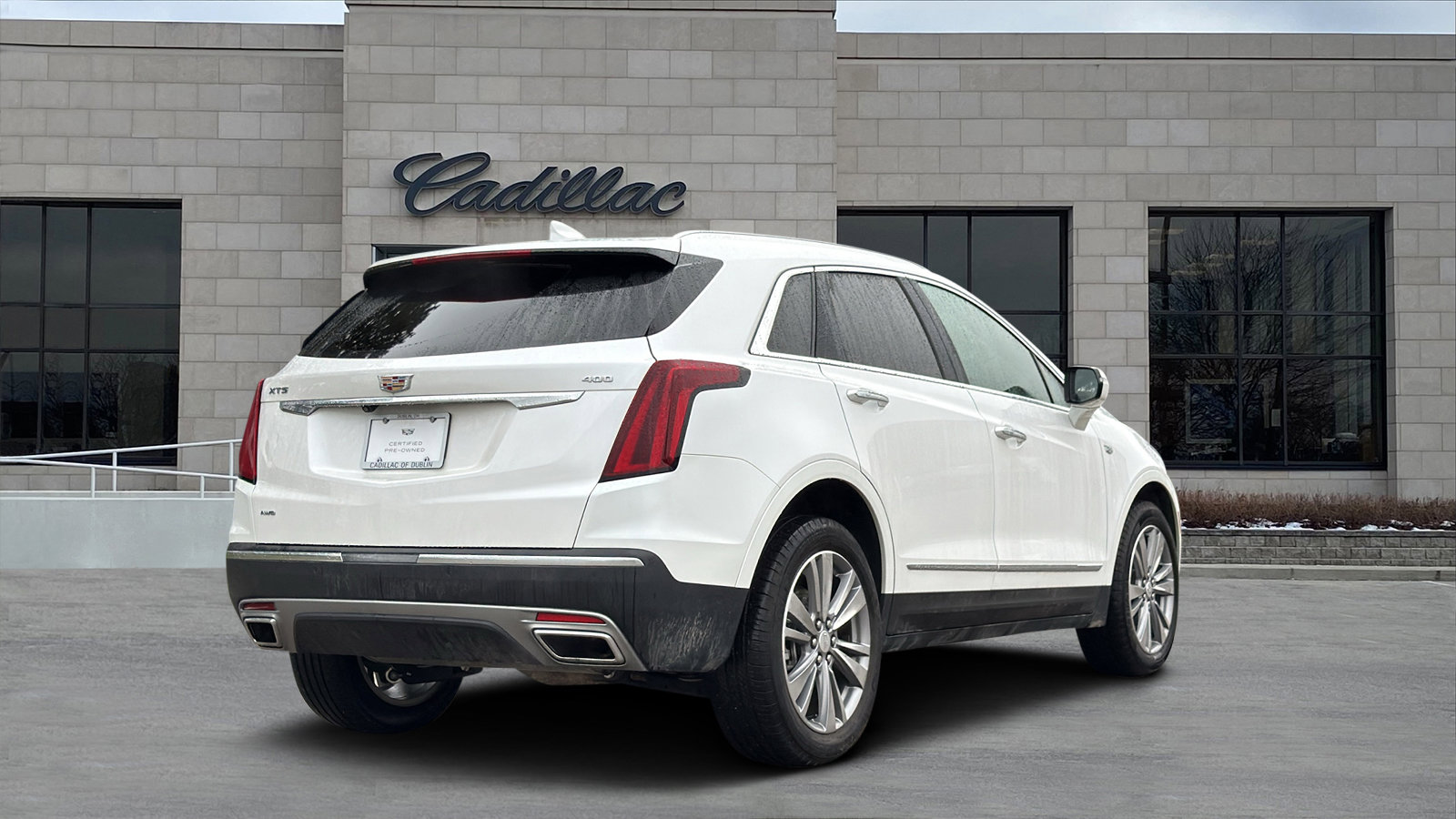 Certified 2025 Cadillac XT5 Premium Luxury image 3