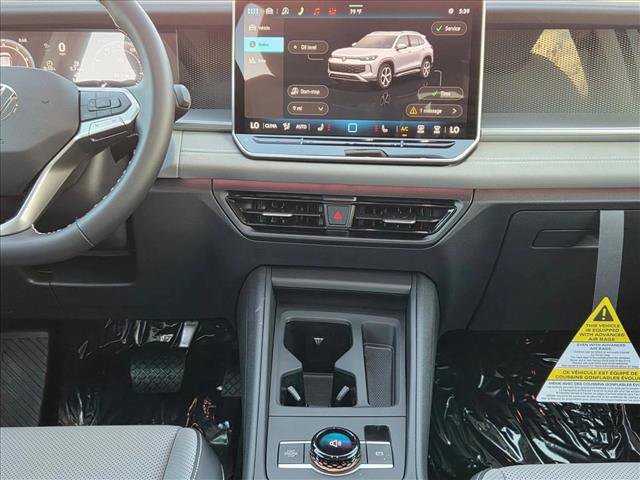 New 2026 Volkswagen Tiguan SE image 13