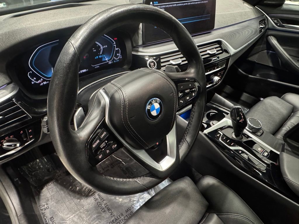 Certified 2023 BMW 530e xDrive w/ Premium Package image 18