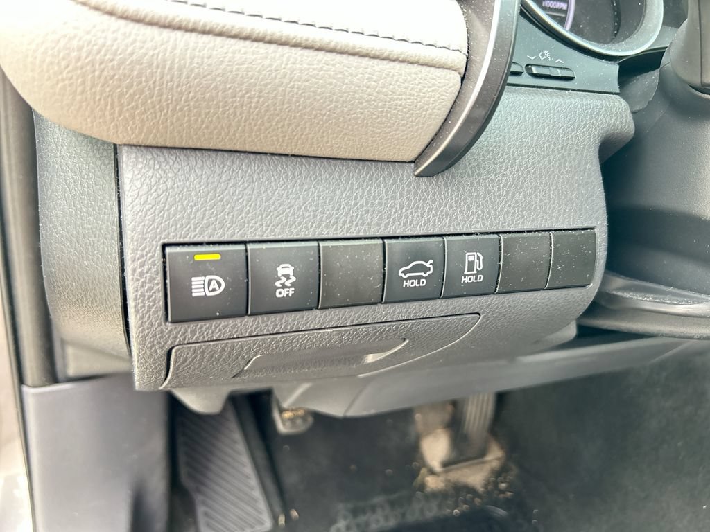 Used 2023 Toyota Camry LE FWD image 14