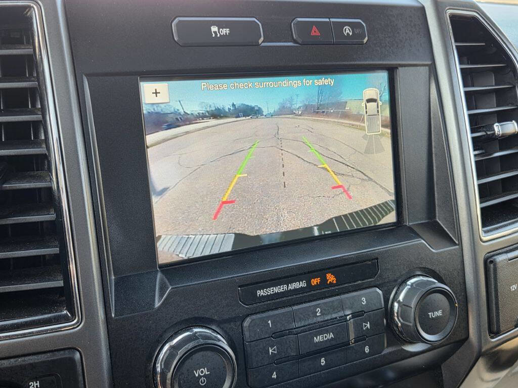 Used 2019 Ford F150 XLT w/ Equipment Group 302A Luxury image 22