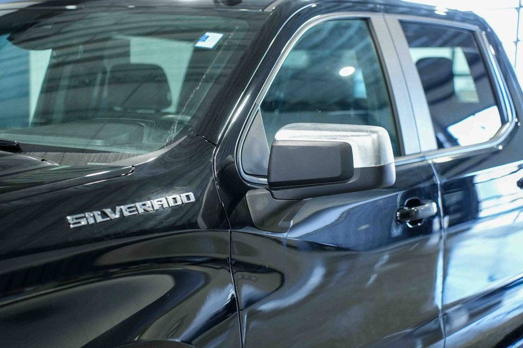 Used 2023 Chevrolet Silverado 1500 LT image 10