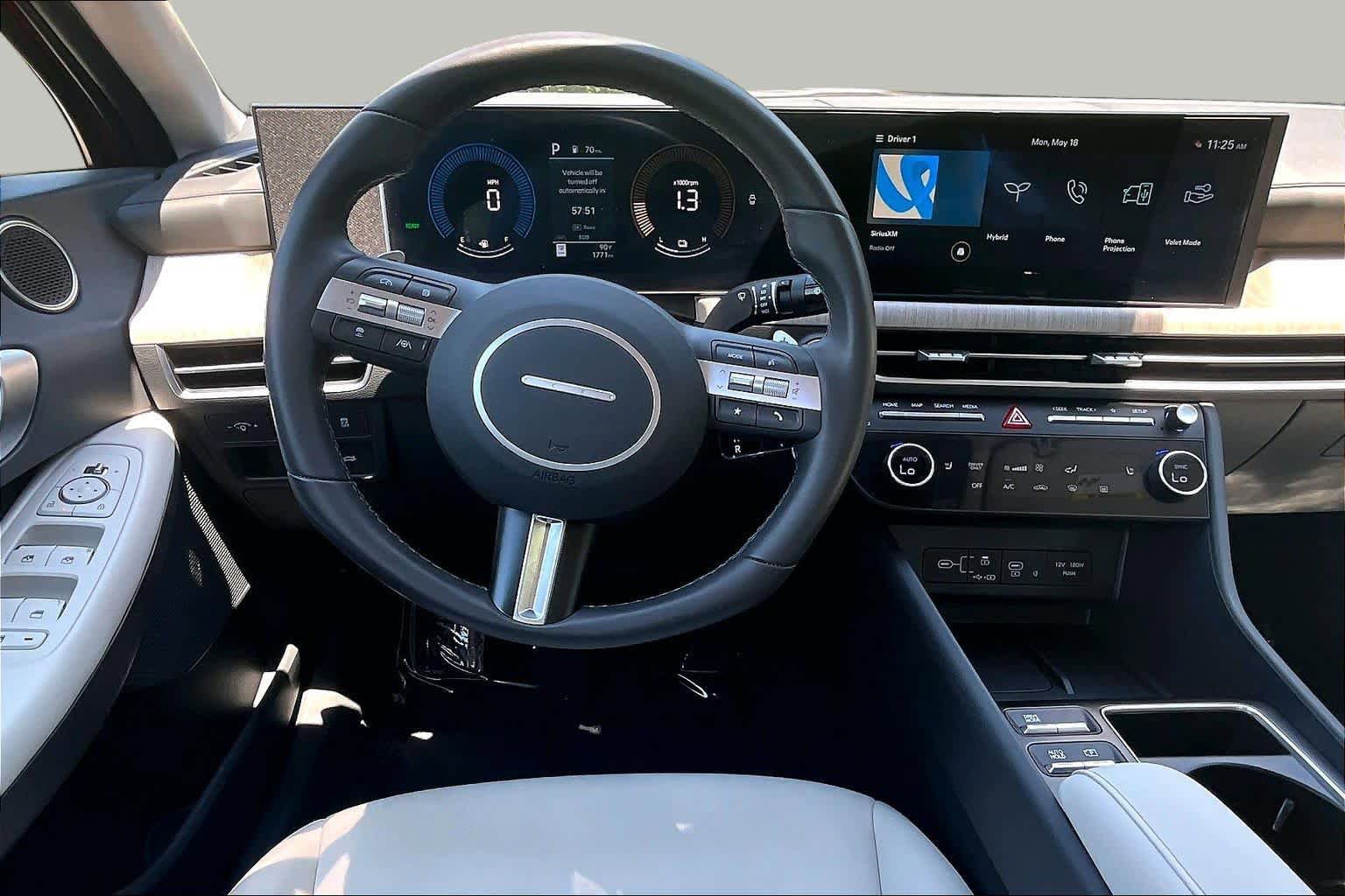Used 2025 Hyundai Sonata SEL FWD image 6