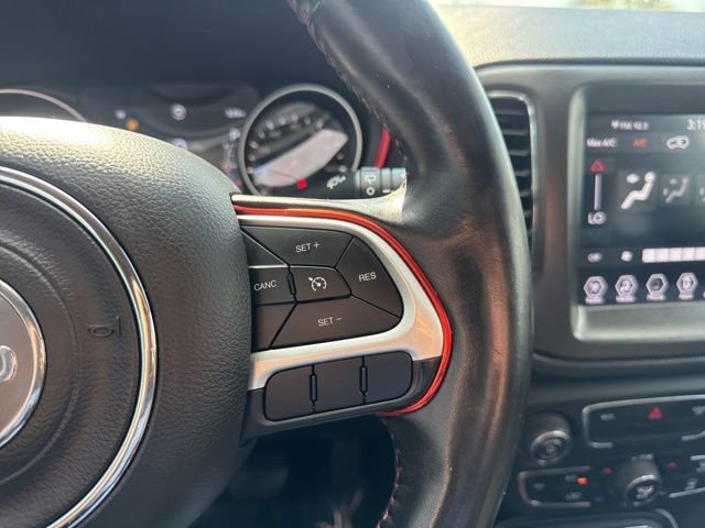 Used 2019 Jeep Compass Trailhawk AWD/4WD image 18